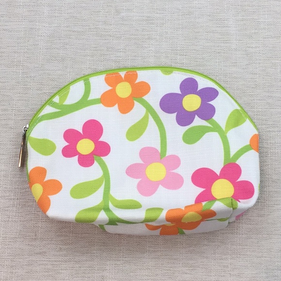 Clinique Handbags - Clinique White Floral Cosmetics Bag